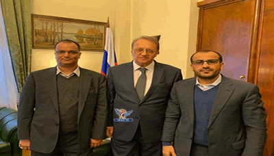 قيادات حوثية مع مسؤول روسي