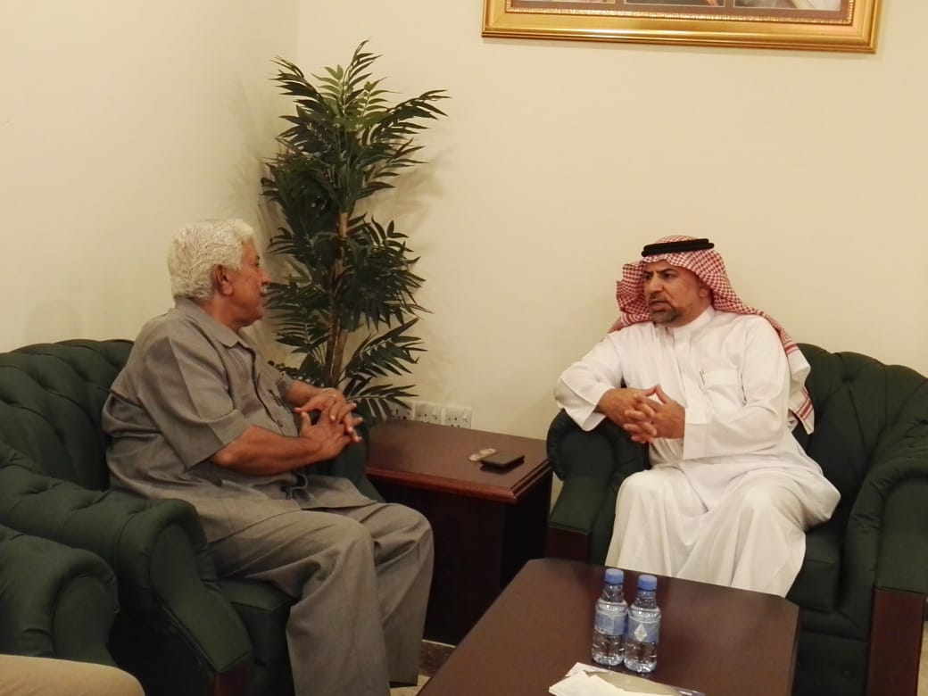 وزير الصحة مع مدير مركز الملك سلمان